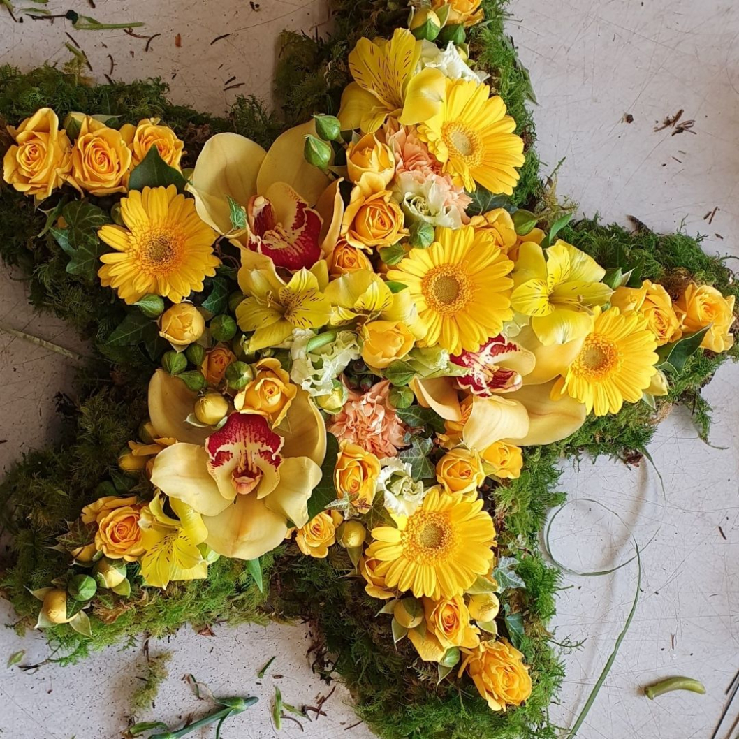 Beerdigung-Sternen-Kind-Blumen-Stern-selber-machen.jpg