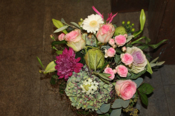 Blumenstrauss rosa weiss (ausgeliefert in Grosshöchstetten am 30. Oktober 2015)