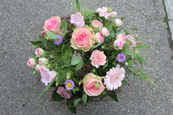 Blumenstrauss rosa (ausgeliefert in Grosshöchstetten am 18. Juni 2015)