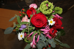 Blumenstrauss rot rosa (ausgeliefert in Konolfingen am 14. April 2014)