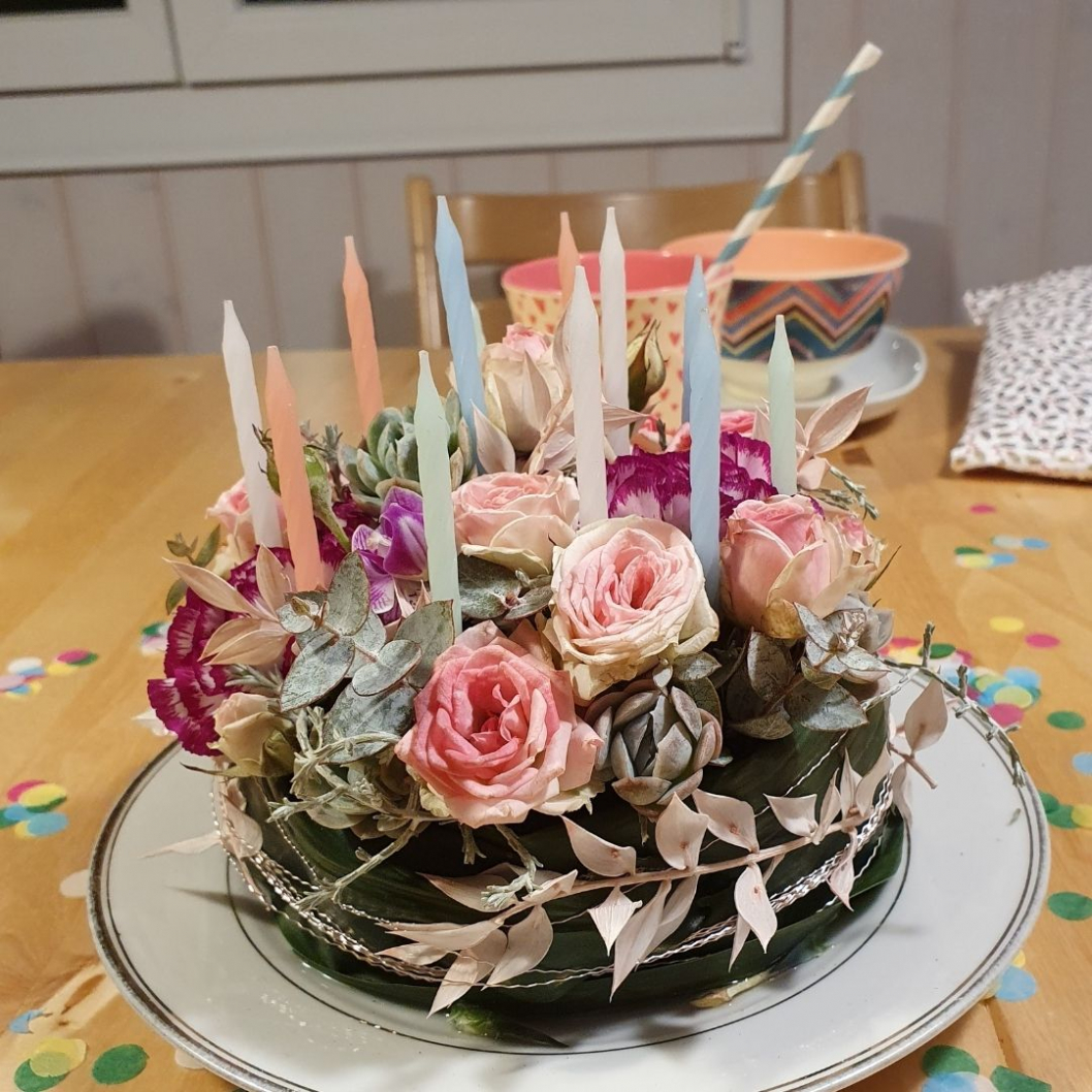 Blumengesteck-geburtstag-selber-machen.jpg