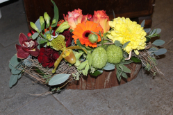 Blumengesteck gelb orange rot (ausgeliefert am 18. Dezember 2015 in Worb bei Bern)