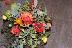 Blumenstrauss gelb rot orange (ausgeliefert in Grosshöchstetten am 16. Februar 2016)