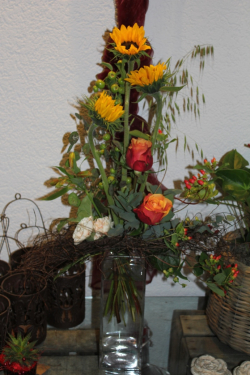 Blumenstrauss sommerlich abgestuft (ausgeliefert am 3. Juli 2014 in Grosshöchstetten)
