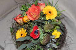 Blumenstrauss in leuchtenden Farben (ausgeliefert in Grosshöchstetten am 10. Februar 2016)