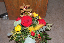 Blumenstrauss leuchtend (ausgeliefert in Bowil am 23. Februar 2013)