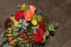 Blumenstrauss gelb rot (ausgeliefert in Grosshöchstetten am 25. Januar 2016)