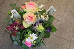 Blumenstrauss mit Büchergutscheinen (abgeholt im Laden am 24. Januar 2015)