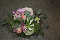 Blumenstrauss rosa (ausgeliefert in Konolfingen am 13. Juni 2014)