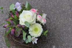 Blumenstrauss weiss rosa(ausgeliefert in Grosshöchstetten am 24. Mai 2016)