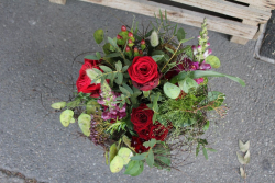 Blumenstrauss rot (ausgeliefert in Münsingen am 19. Juni 2015)