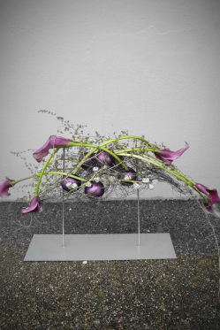 Deko-Idee-Weihnachten-violett-Calla-Deko-inspiration.png
