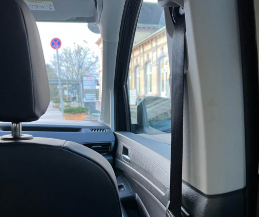Erholung-im-Taxi.jpg