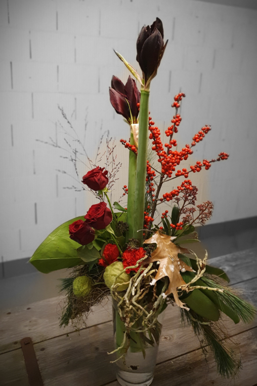 Exklusiven-Blumenstrauss-selber-binden-Weihnachtsdekoration-selber-machen.png