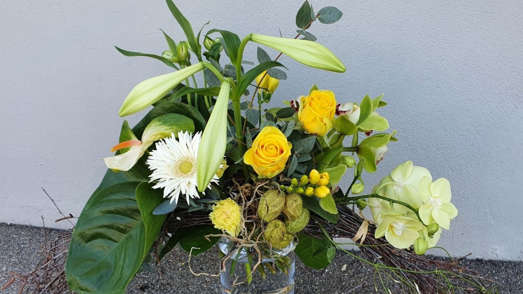 Exklusiver-Blumenstrauss-selber-machen-DIY-Anleitung.jpg