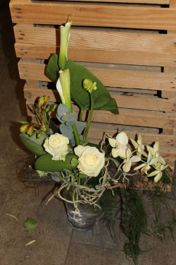Exotischer Blumenstrauss weiss gelb (ausgeliefert in Münsingen am 20. April 2016)