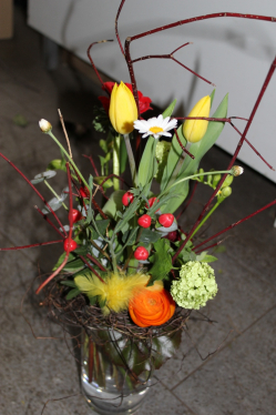 Frühlingsstrauss (ausgeliefert in Biglen am 18. April 2016)
