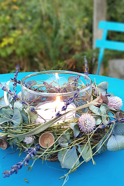 Herbst-Deko-selber-machen-DIY-Anleitung-Kerzen-Glas-ausgarnieren.png