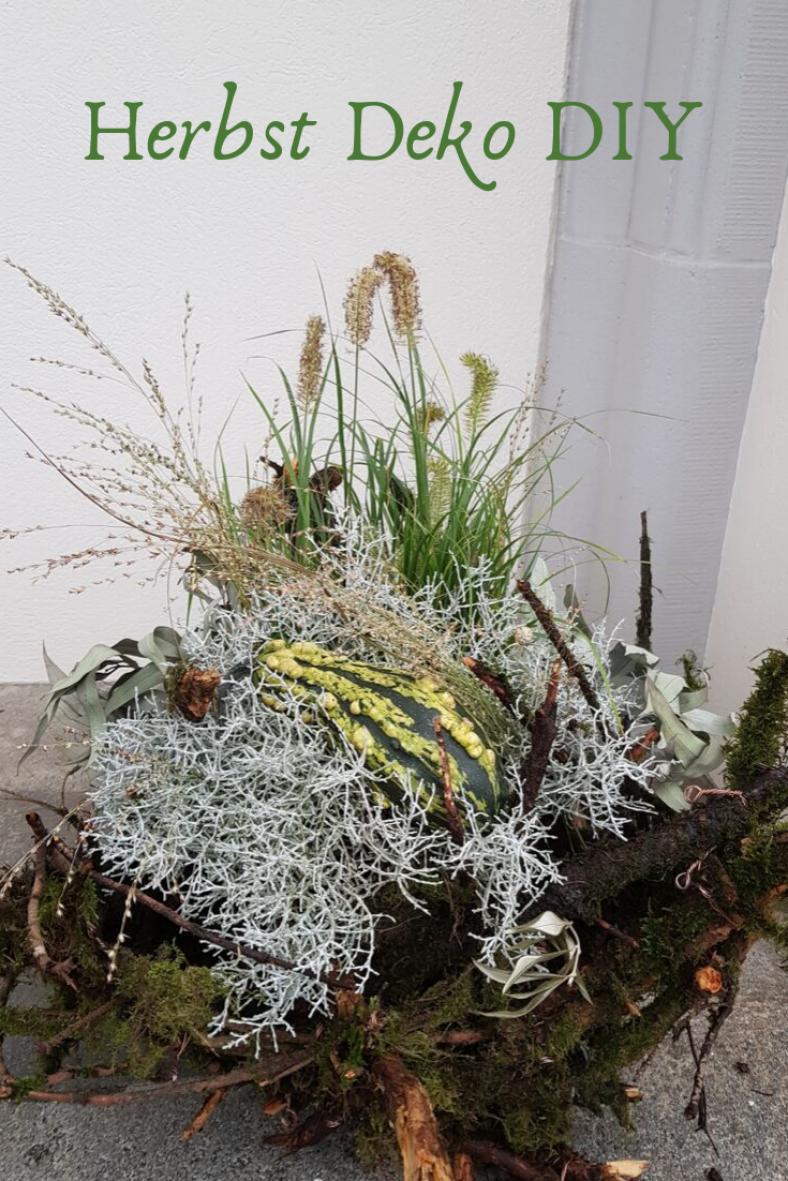 Herbst-Deko-vor-der-Haustuer-Natur-Deko-Herbst-selber-machen-Rustikale-Herbst-Deko.png