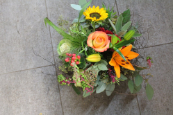 Blumenstrauss herbstlich (ausgeliefert in grosshöchstetten am 26. Deptember 2015)