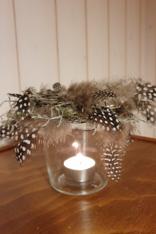 Kerze-im-Glas-Fruehlingsdeko-Idee-DIY.png