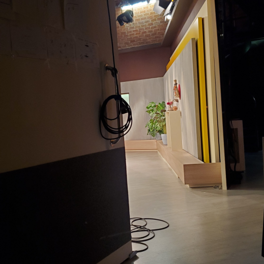 Licht-leuchtet-im-Warteraum.png