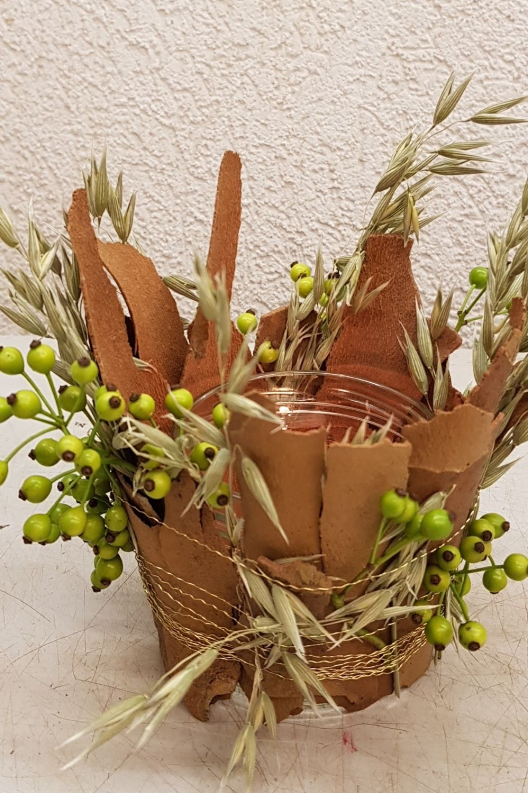 Marmeladenglas-fuer-den-herbst-dekorieren.jpg