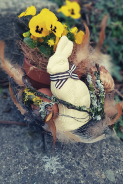 OSternest-mit-Draht-selber-machen-DIY-Dekoideen-Ostern.png