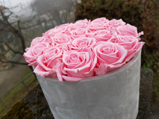 Rosen-Box-mit-stabilisierten-Rosen07.jpg