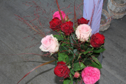 Gemischter Rosenstrauss (ausgeliefert in Bowil am 2. November 2015)