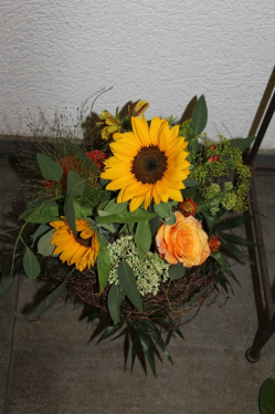 Herbststrauss gelb orange Preis 30.- (24. August 12)