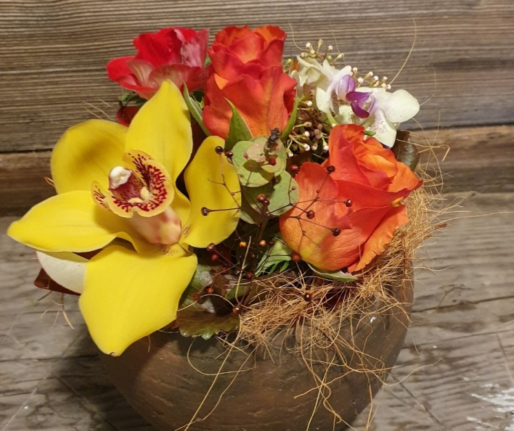 Schlichtes-Blumengesteck-selber-machen.jpg