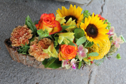 Sonnenblumengesteck (ausgeliefert in Grosshöchstetten am 18. Juni 2015)