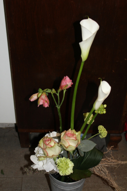 Strauss mit Calla-Bluten rosa weiss (ausgeliefert am 24. Mai 2013 in Grosshöchstetten)