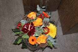 Blumenstrauss vorweihnachtlich (ausgeliefert am 8 Dezember 2012 in Oberthal)