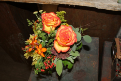 Strauss gelb rot (ausgeliefert in Grosshöchstetten am 4. Oktober 2013)