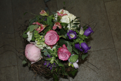 Strauss rosa lila (ausgeliefert in Grosshöchstetten am 5. Juni 2014)