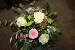 Strauss rosa weiss (ausgeliefert in Grosshöchstetten am 14. Dezember 2012)