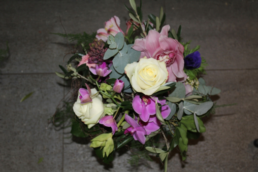 Strauss rosa weiss (ausgeliefert in Konolfingen am 1. Februar 2013)