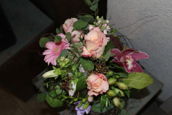 Blumenstrauss rosa (ausgeliefert am 26. Mai 2015 in Grosshöchstetten)