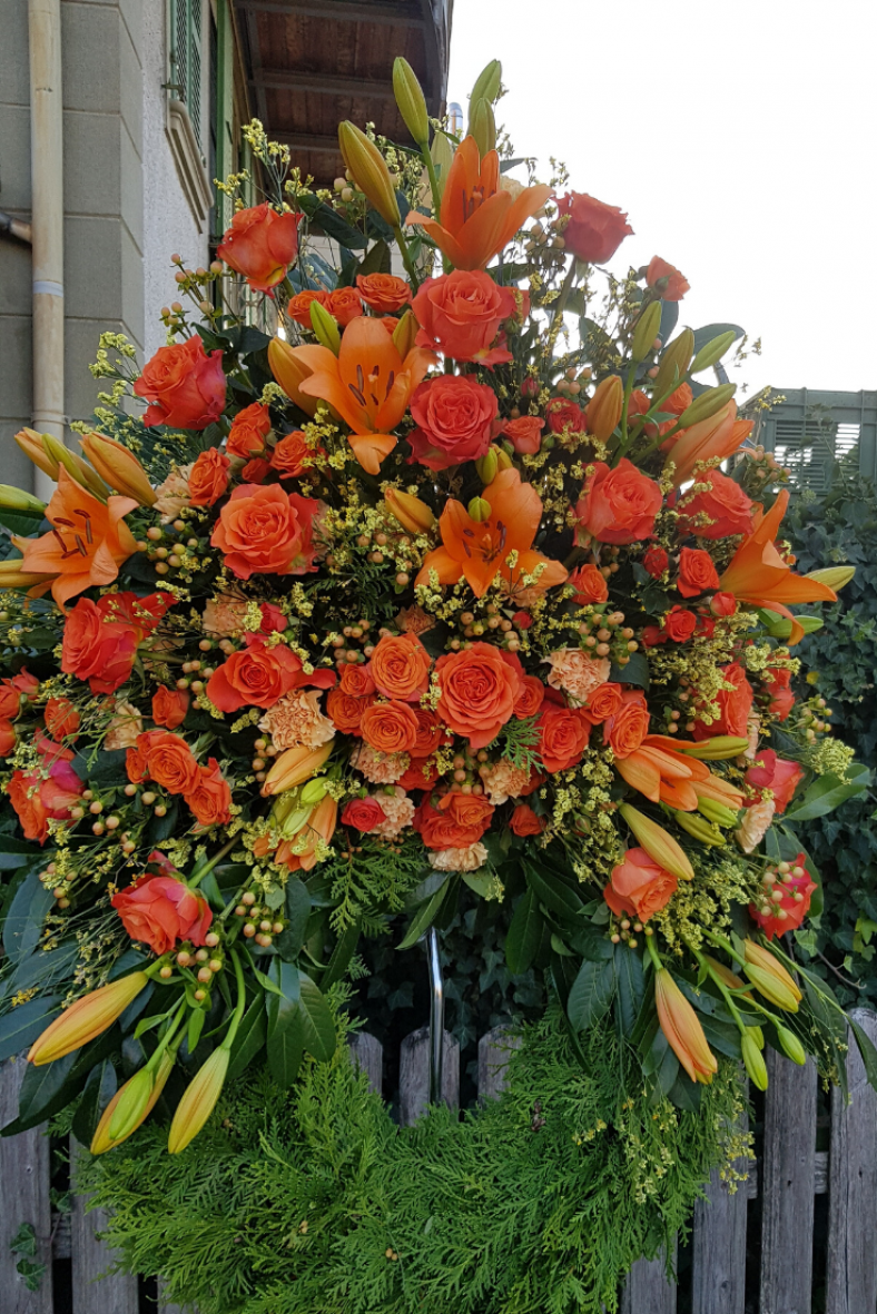 Trauerkranz-Bouquwt-DIY-AnTrauerfloristik-DIY-Bouquet-Kranz-selber-machenleitung.png