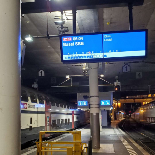 Warten-auf-den-Zug.jpg