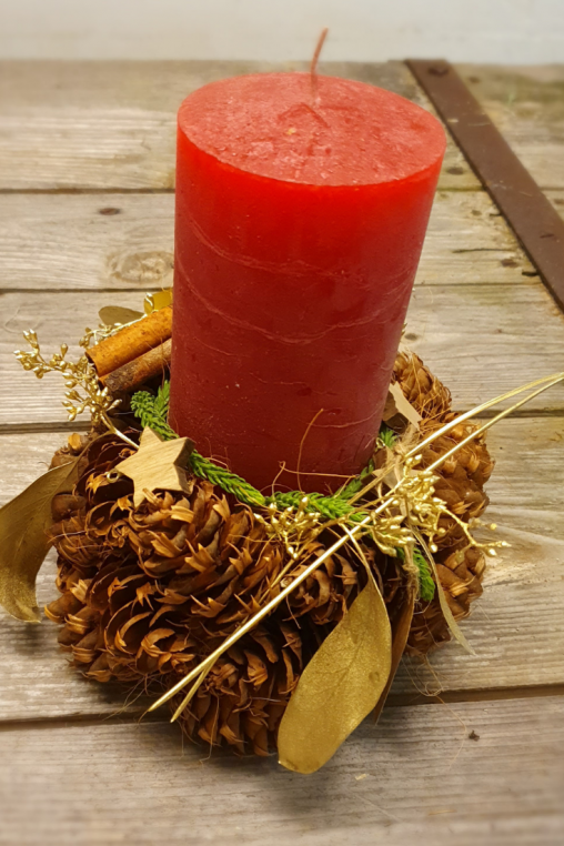 Weihnachts-Dekoration-selber-machen-DIY-Anleitung-Naturdeko-Idee-Bastelanleitung.png
