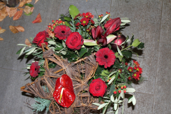 Weihnachtsstrauss rot (ausgeliefert in Grosshöchstetten am 22. Dezember 2012)