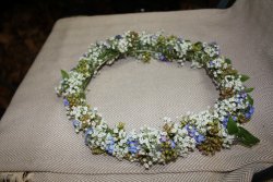 Urnenschmuck mit Vergissmeinnicht